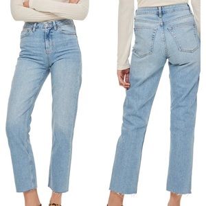 NWOT Raw Hem Crop Straight Leg Jeans